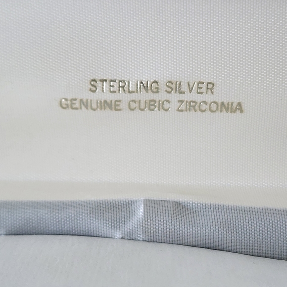 Cross Necklace Sterling Silver Genuine Cubic Zirconia - Picture 6 of 9